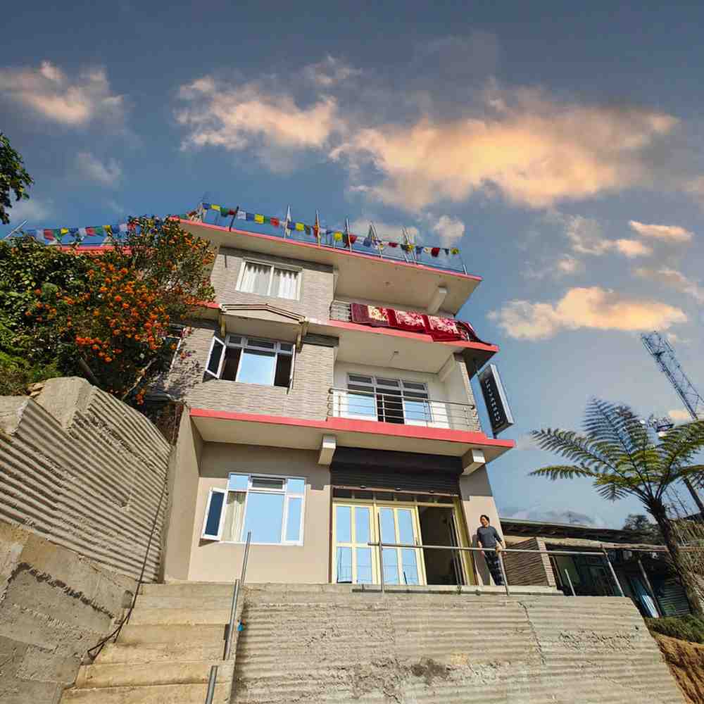 Royoporus Priyanshu Homestay 