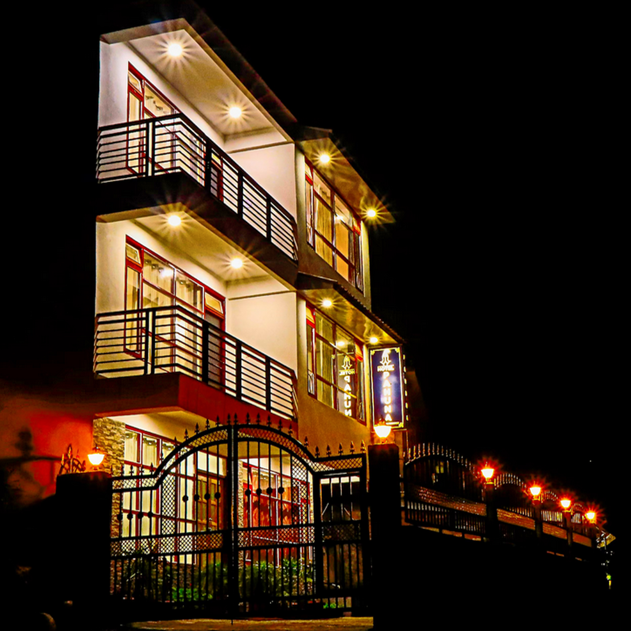 Royoporus Pahuna Aritar